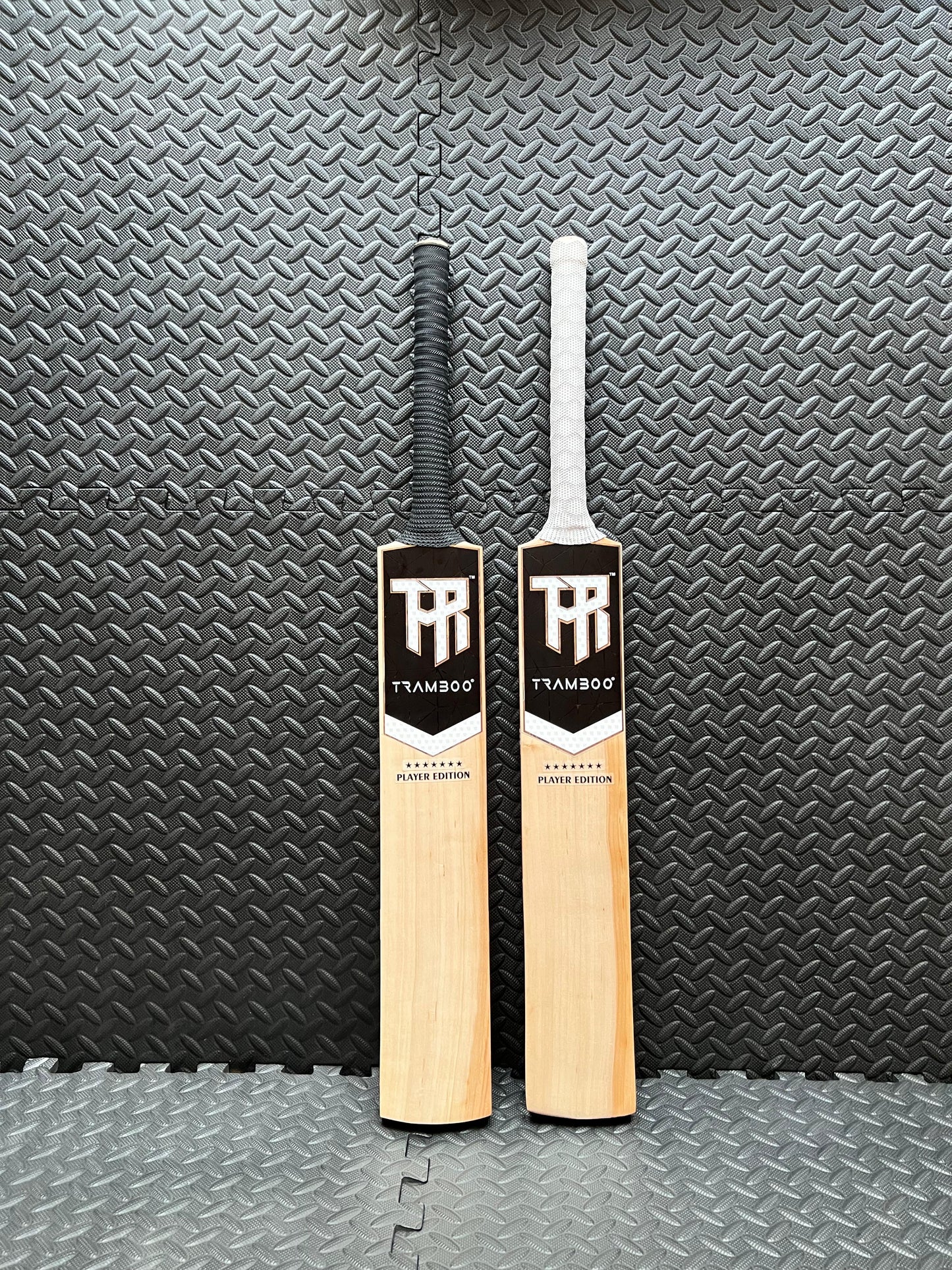 Tramboo Players Edition Leather Bat